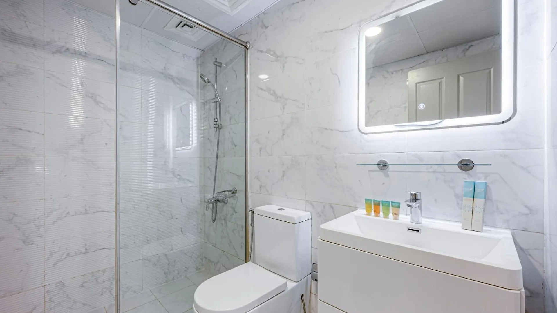 Apartment Prime Location Studio In Dubailand