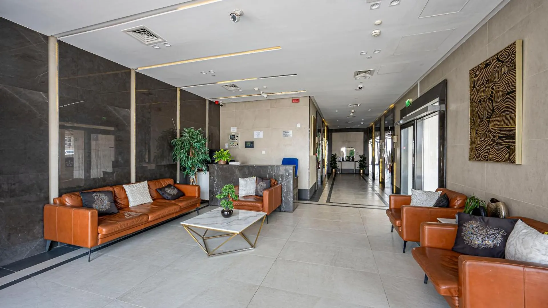 Prime Location Studio In Dubailand Apartment