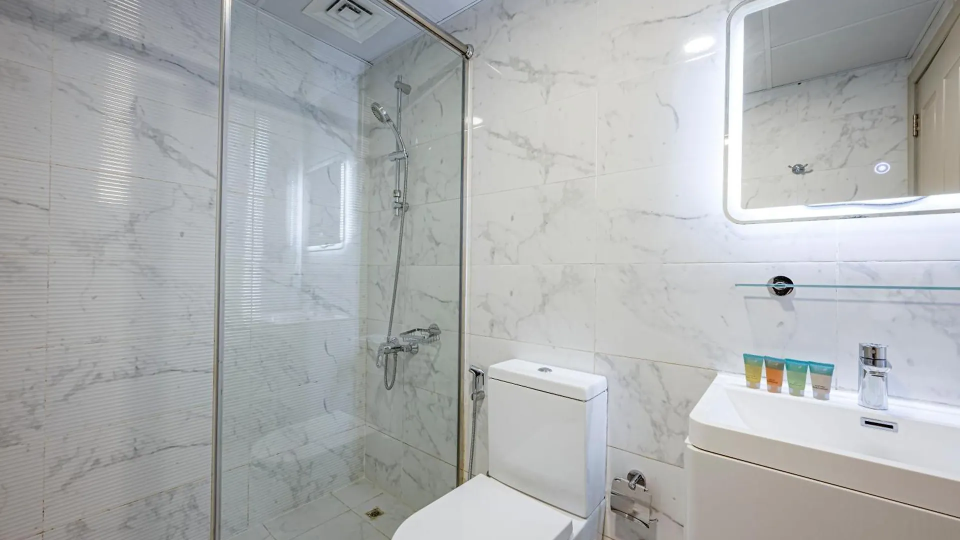 Prime Location Studio In Dubailand