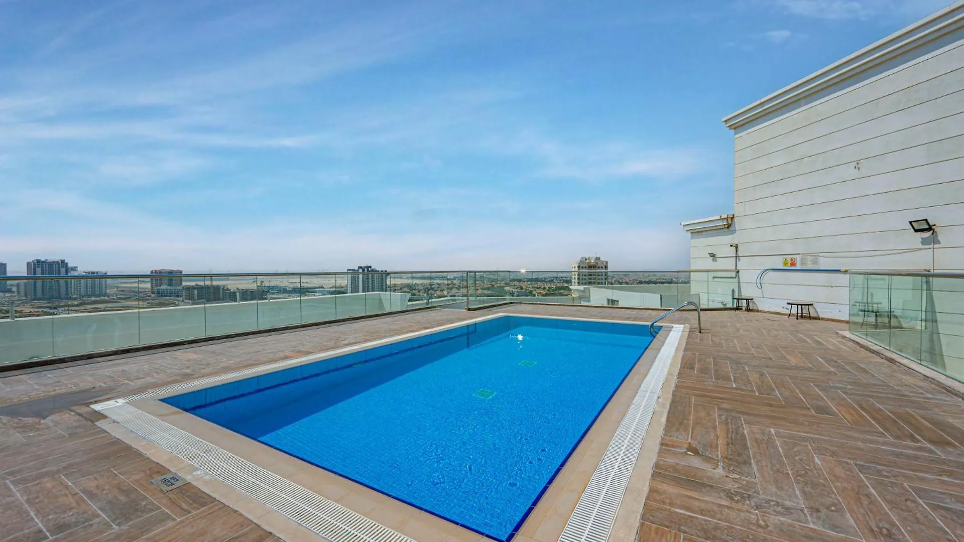 Prime Location Studio In Dubailand Apartment